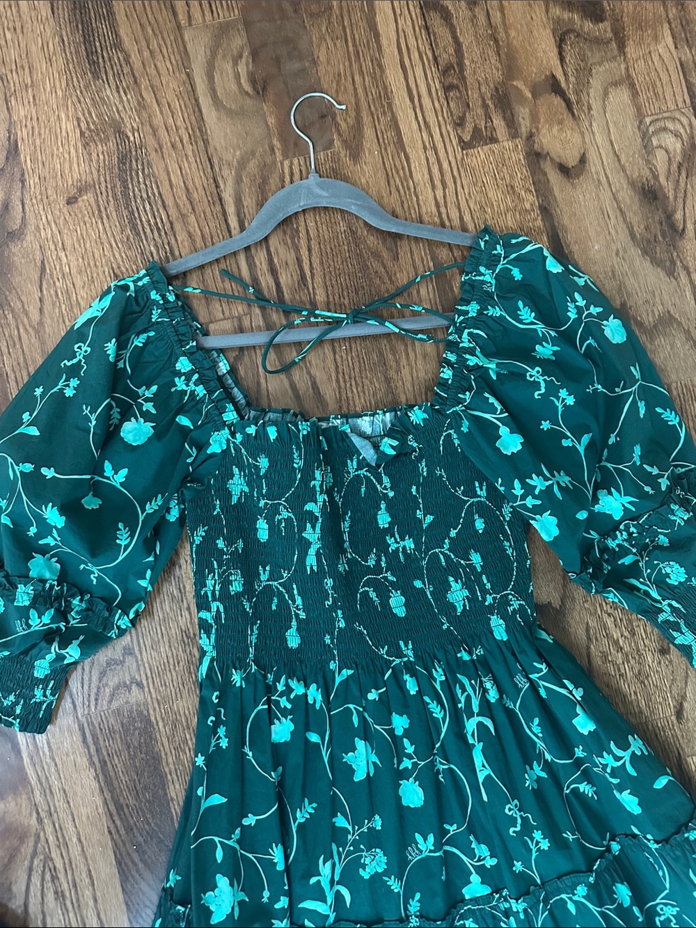 Smocked Emerald Green Floral Midi Dress with Puff Sleeves and Tiered Skirt - Picture 5 of 5